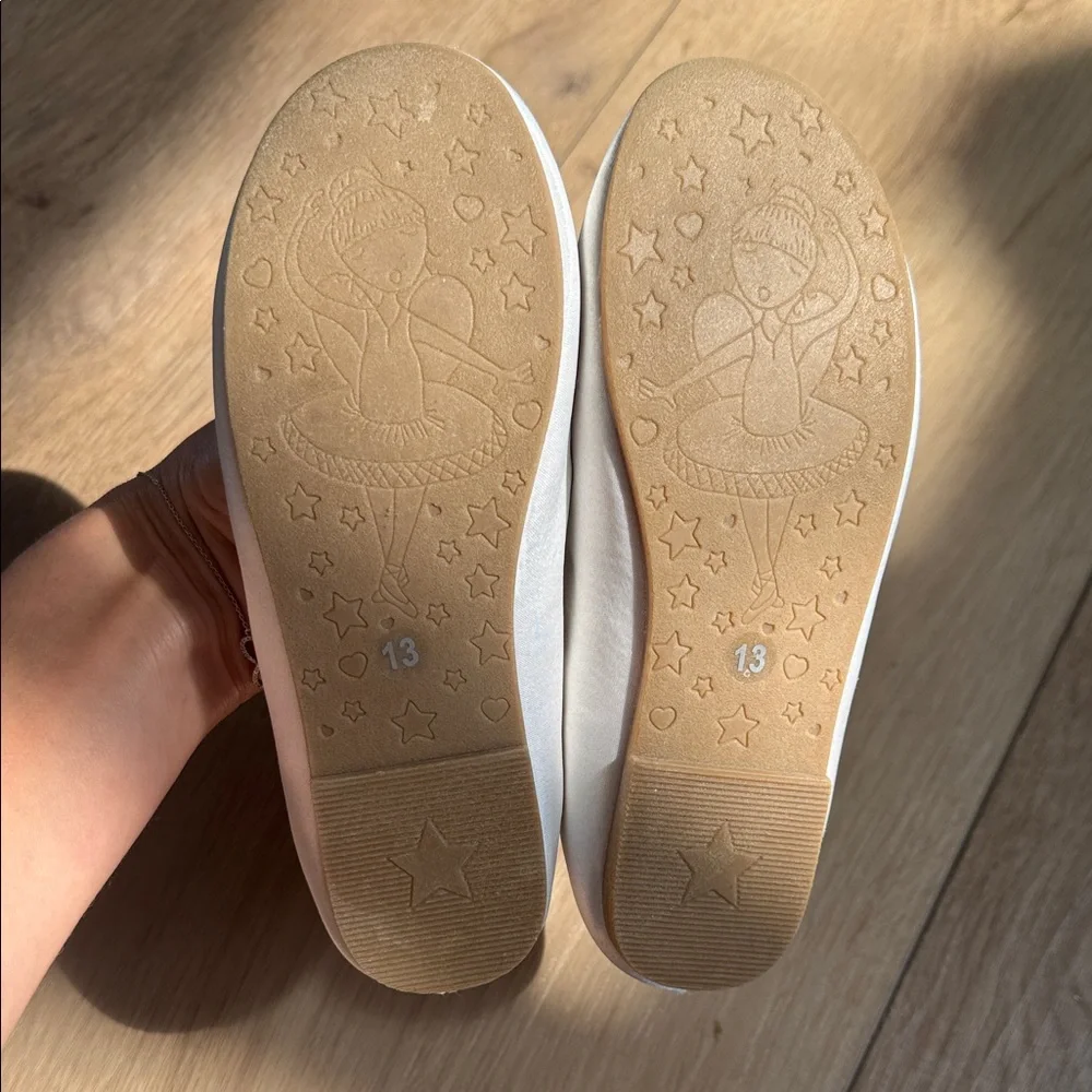 NWOT Dream Pair Elegant White Girls Ballet Flats Size 13